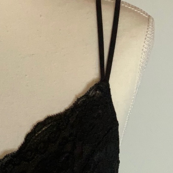 Christian Lacroix Size Medium black lace bra. Worn once! - Picture 3 of 7
